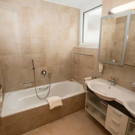 شقة Chasa Miramunt 6 سكول